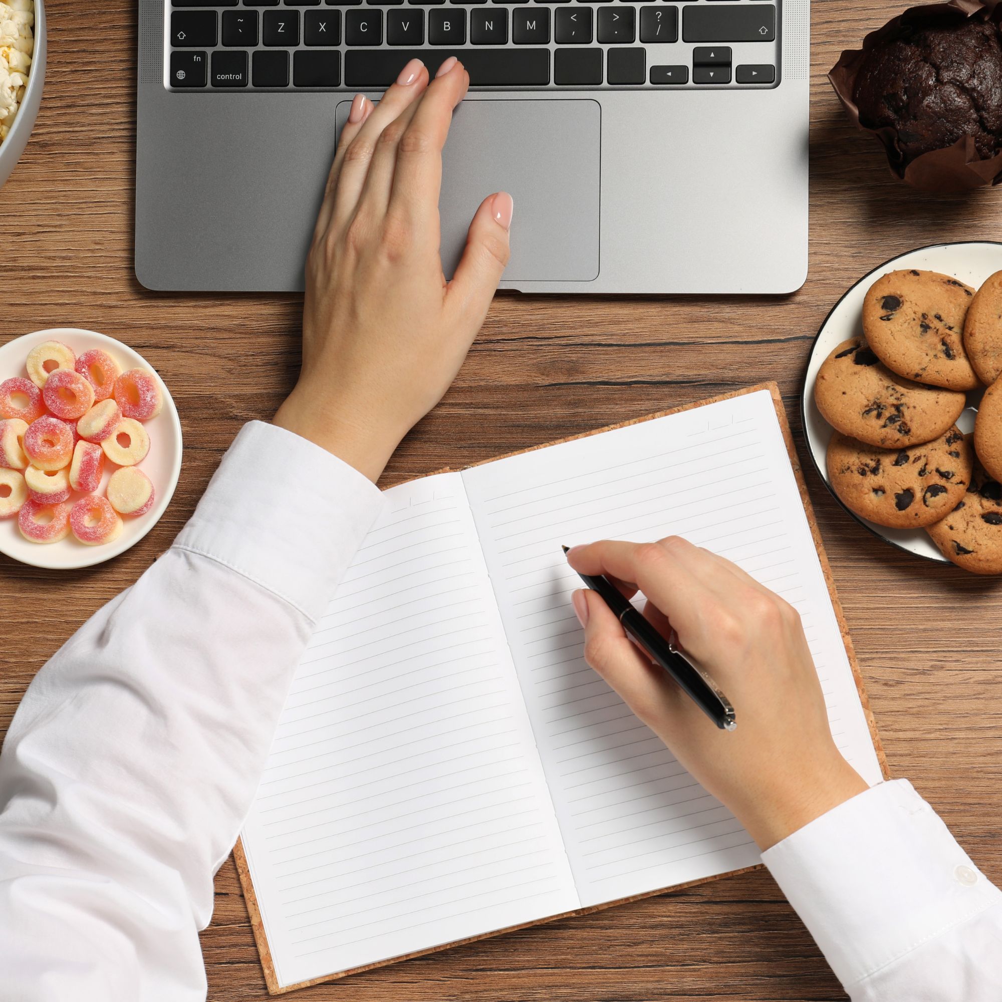 Equilibrio Real: Hábitos y Trucos para Mujeres que Hacen Mil Cosas.